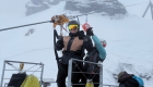 Met de de zipline in Les Arcs door de mist.